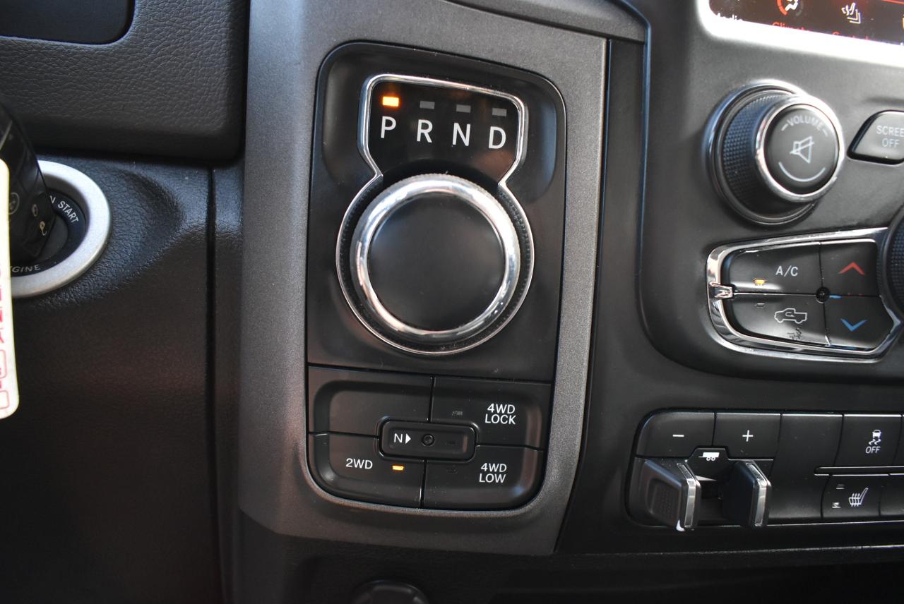 2020 RAM 1500 Classic SLT 5.7L - Photo #27
