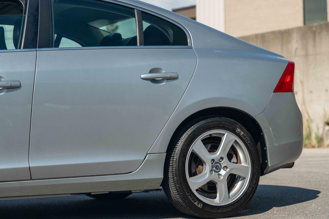2012 Volvo S60 T5 - Photo #13