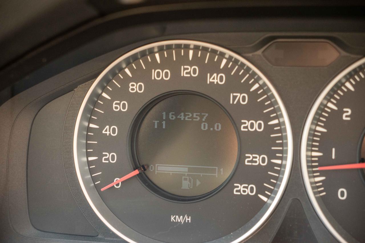 2012 Volvo S60 T5 - Photo #25