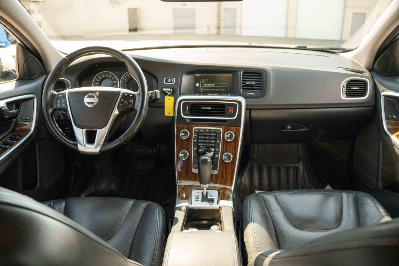 2012 Volvo S60 T5 - Photo #43