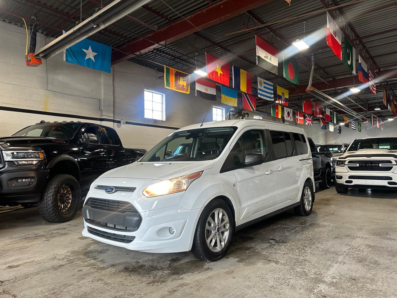 2016 Ford Transit Connect 4dr Wgn XLT w/Rear Liftgate - Photo #1