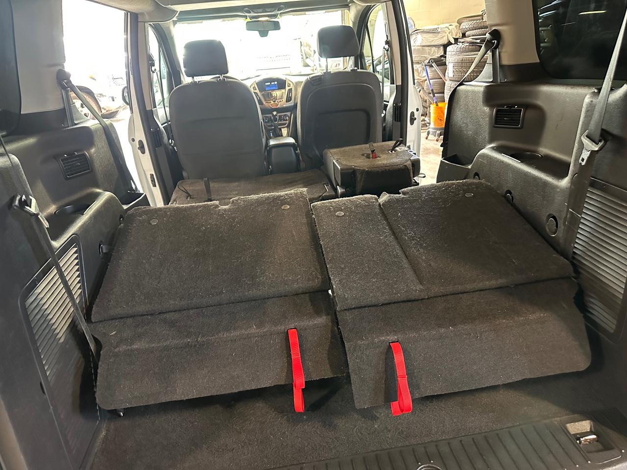 2016 Ford Transit Connect 4dr Wgn XLT w/Rear Liftgate PASSANGER - Photo #9