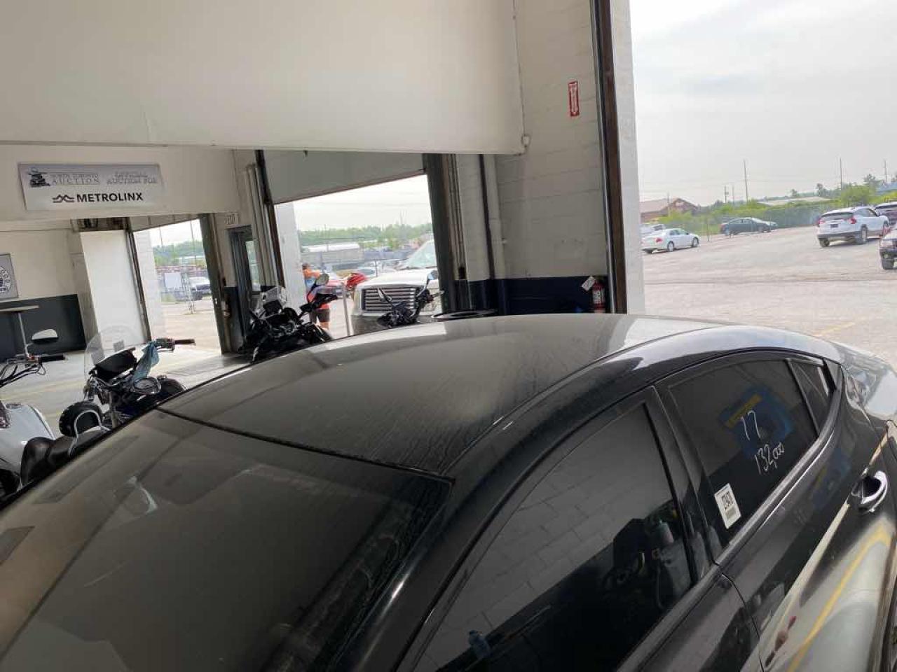 2017 HYUNDA ELANTRA SE - Photo #21
