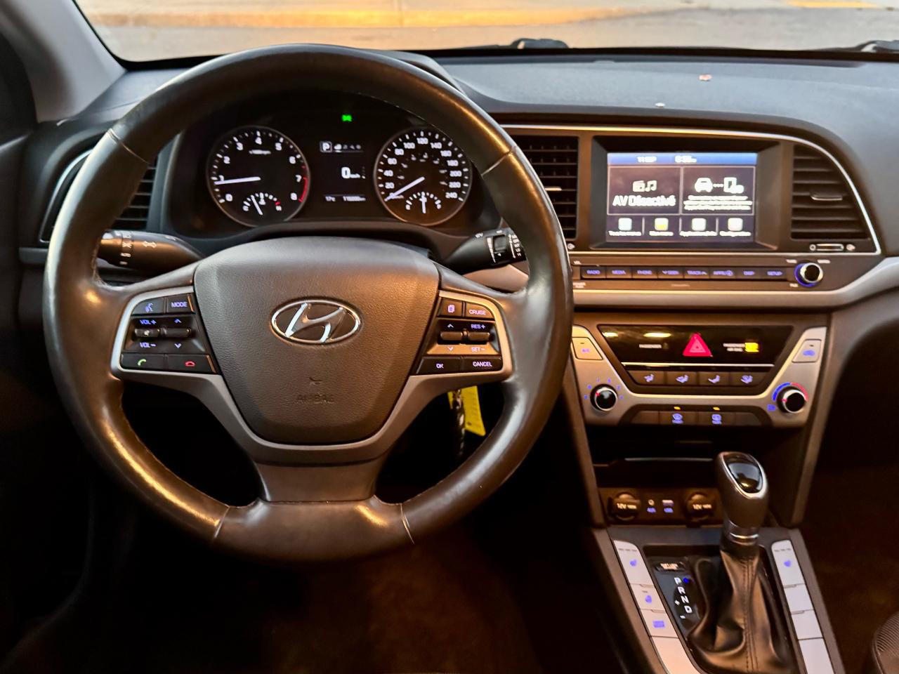 2017 Hyundai Elantra CERTIFIED - Photo #11