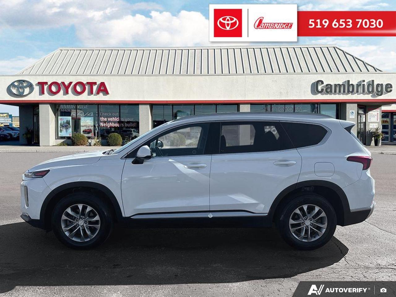 2020 Hyundai Santa Fe Essential 2.4  w/Safety Package Photo
