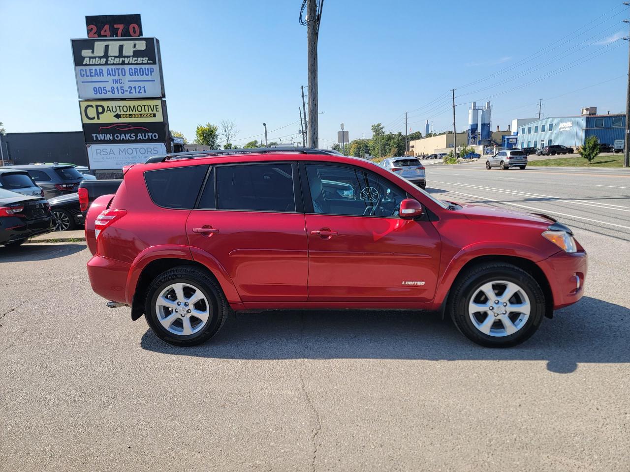 2012 Toyota RAV4 LIMITED  - Photo #4