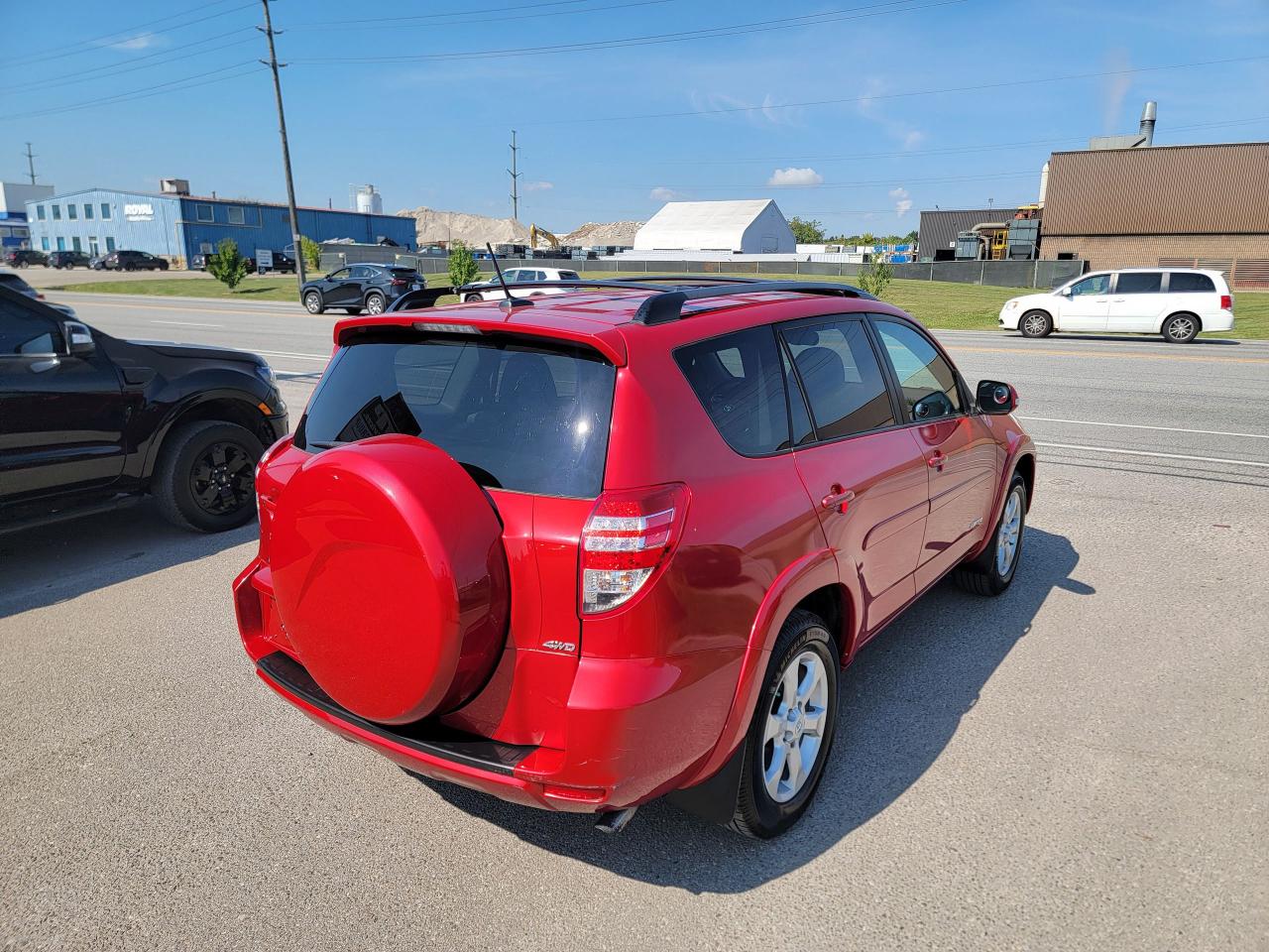 2012 Toyota RAV4 LIMITED  - Photo #5