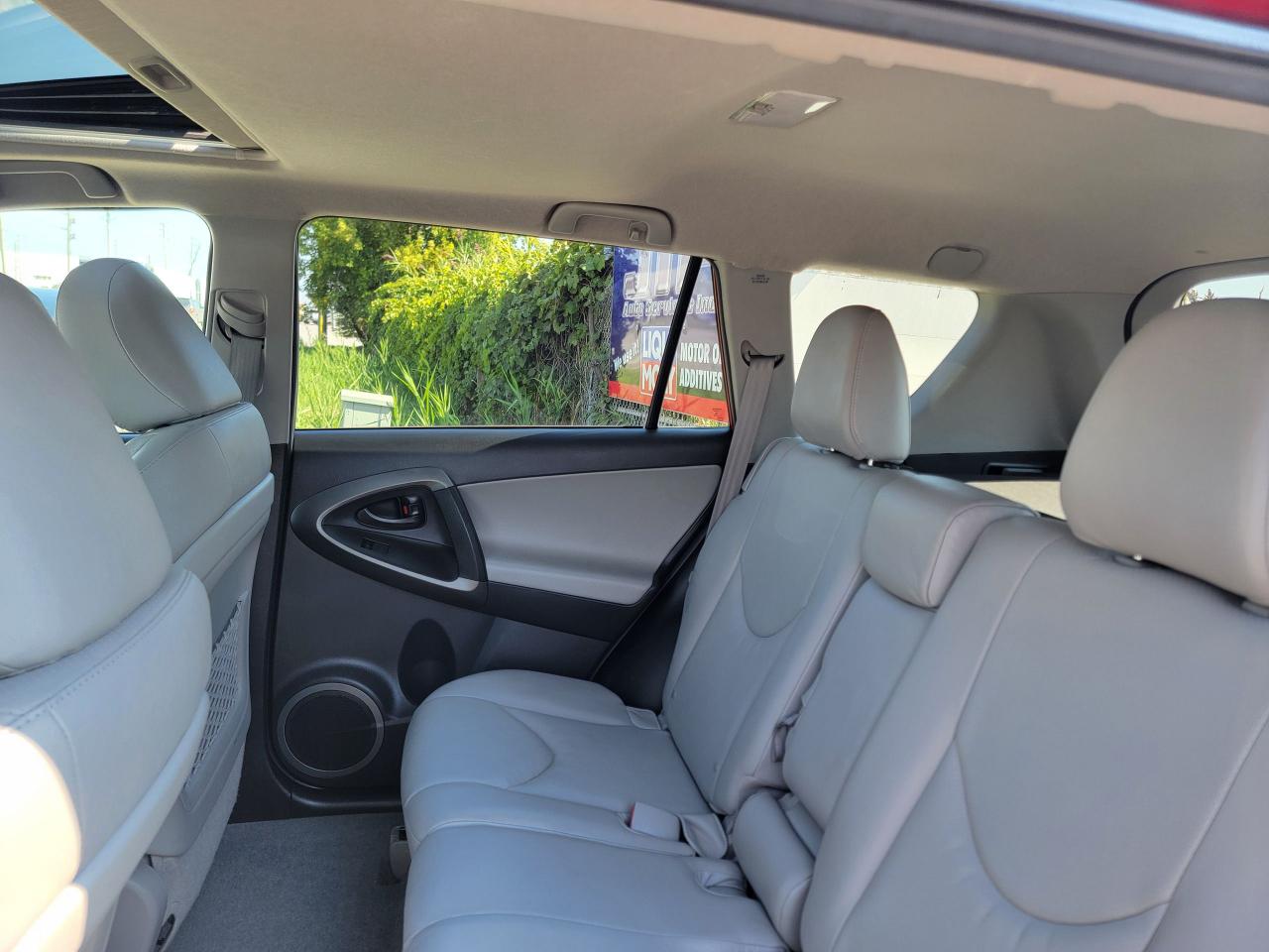 2012 Toyota RAV4 LIMITED  - Photo #13