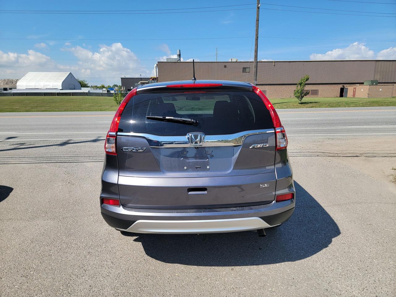 2016 Honda CR-V SE Photo3