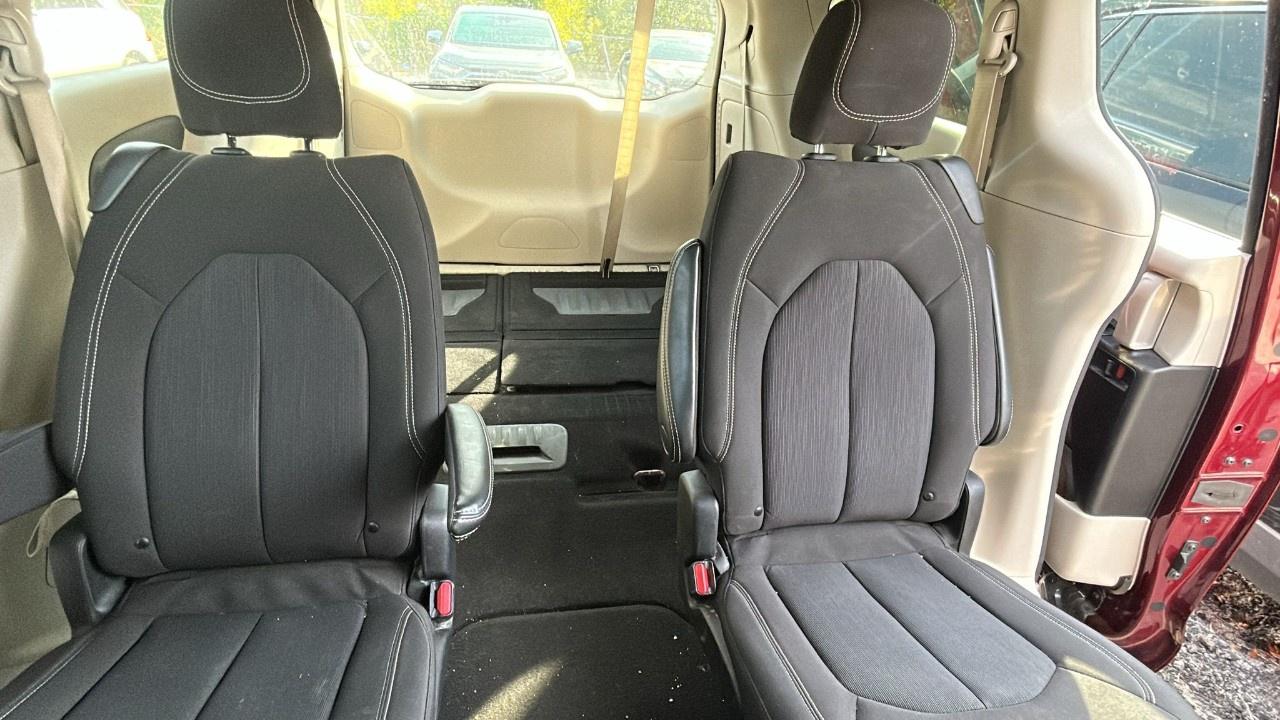 2022 Dodge Grand Caravan SXT Photo