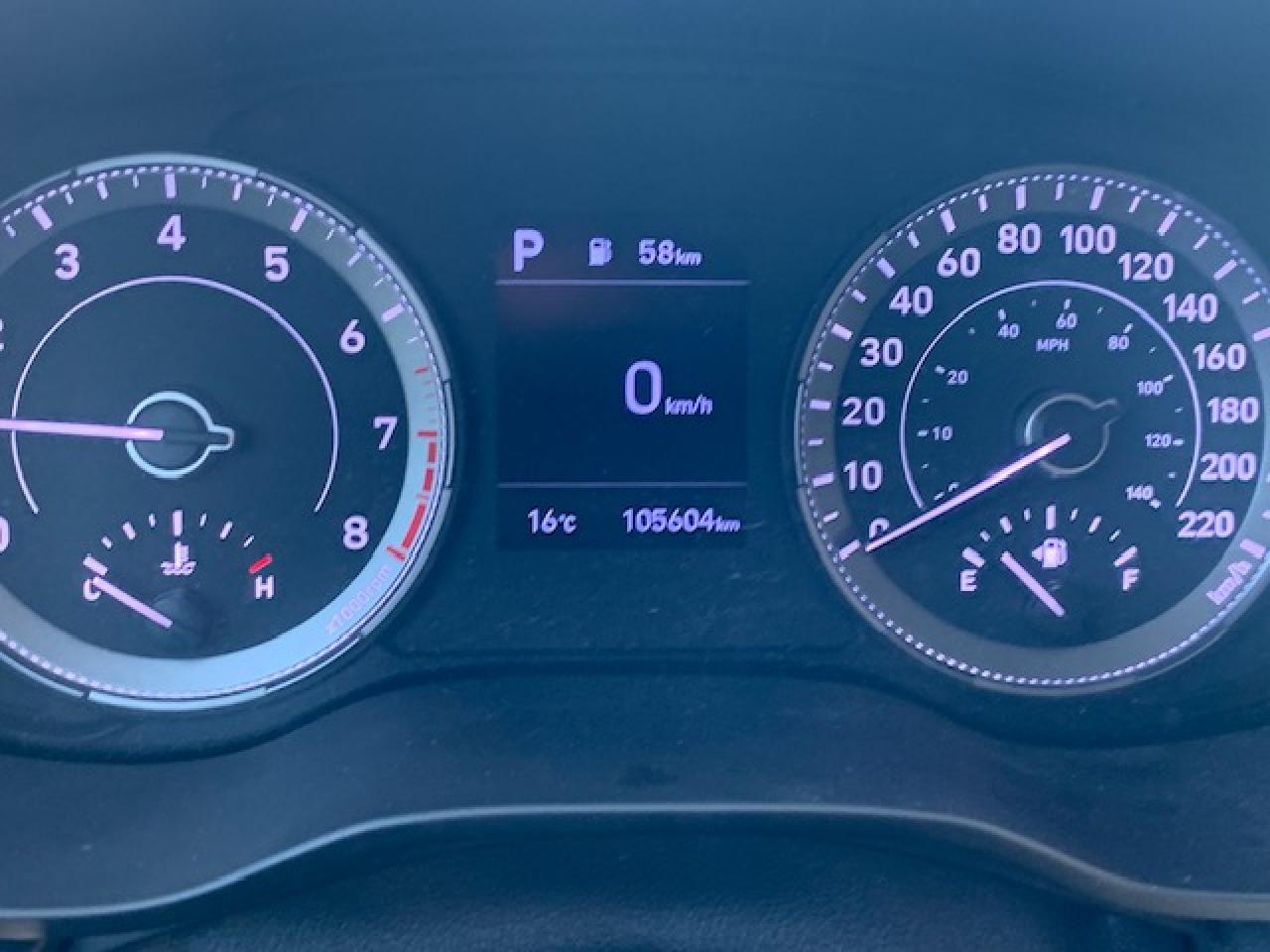 2022 Hyundai Venue Essential Photo