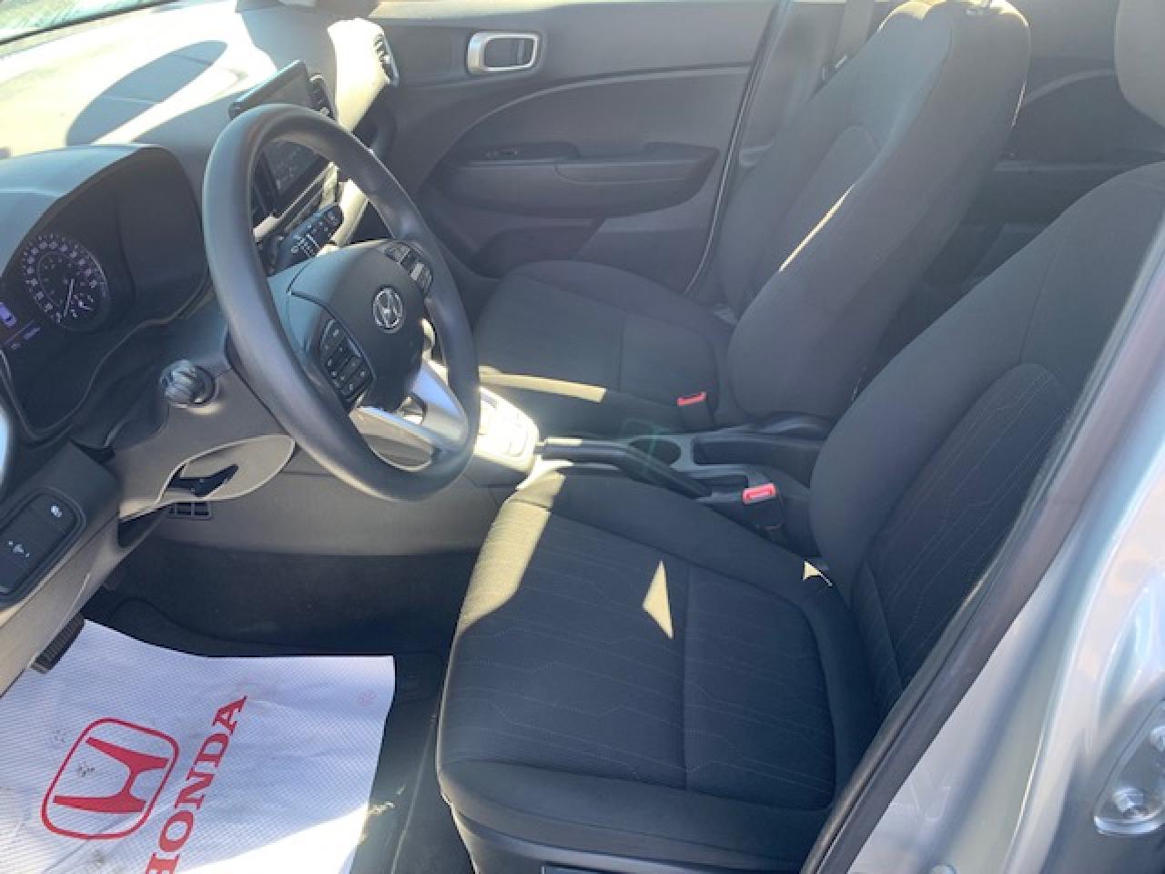 2022 Hyundai Venue Essential Photo