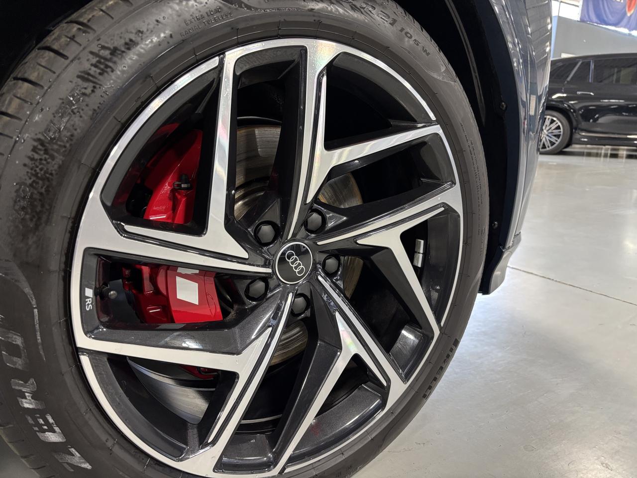 2025 Audi SQ6 e-tron Technik|QUATTRO|NAV|MASSAGE|BANGOLUFSEN|AMBIENT|+ Photo4