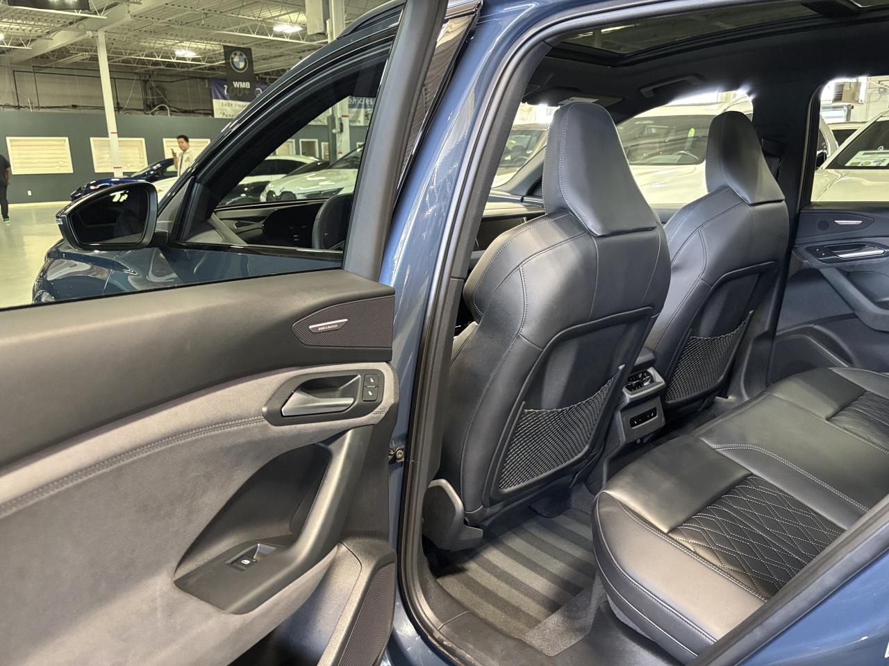 2025 Audi SQ6 e-tron Technik|QUATTRO|NAV|MASSAGE|BANGOLUFSEN|AMBIENT|+ - Photo #13