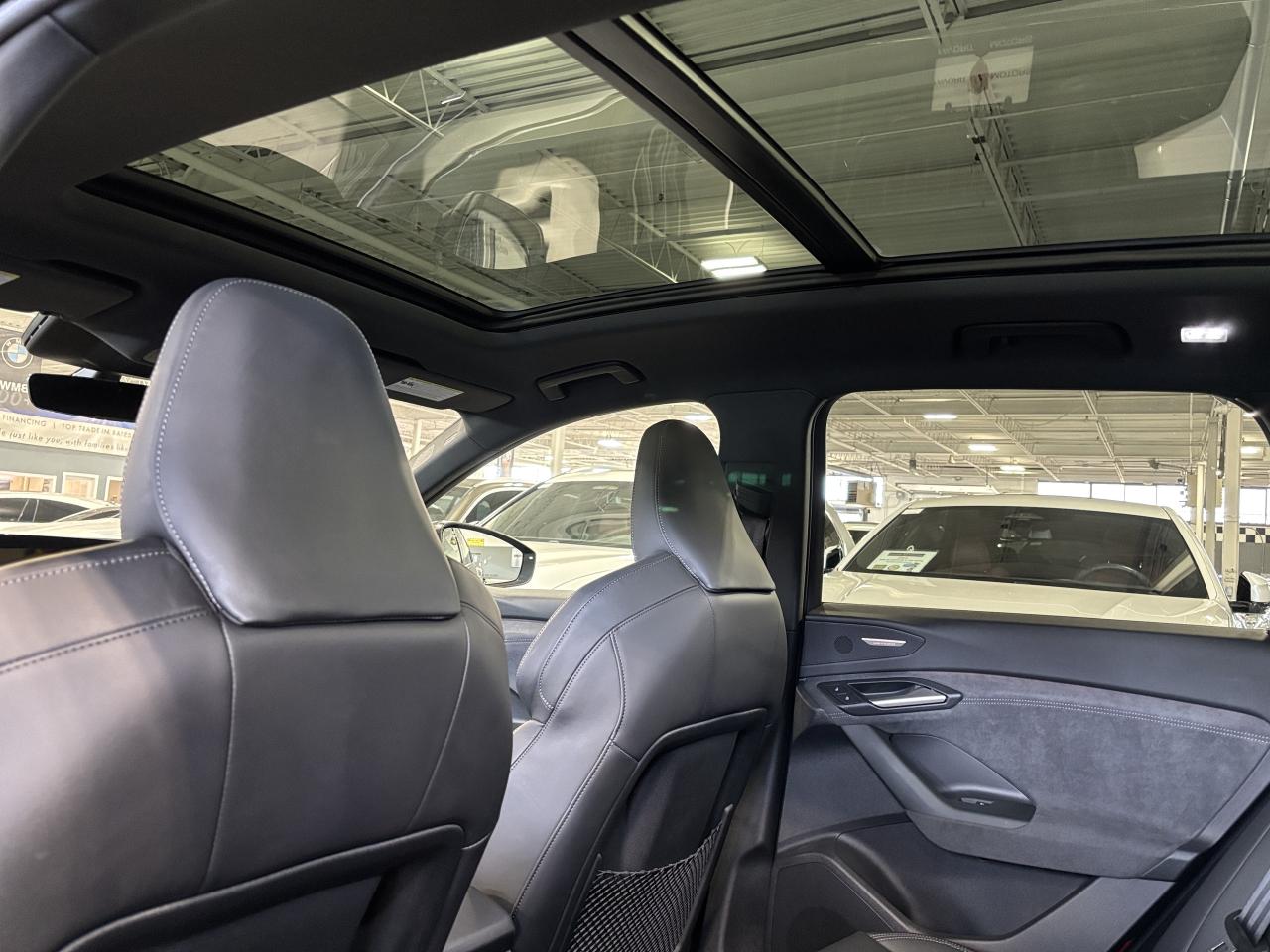 2025 Audi SQ6 e-tron Technik|QUATTRO|NAV|MASSAGE|BANGOLUFSEN|AMBIENT|+ - Photo #14