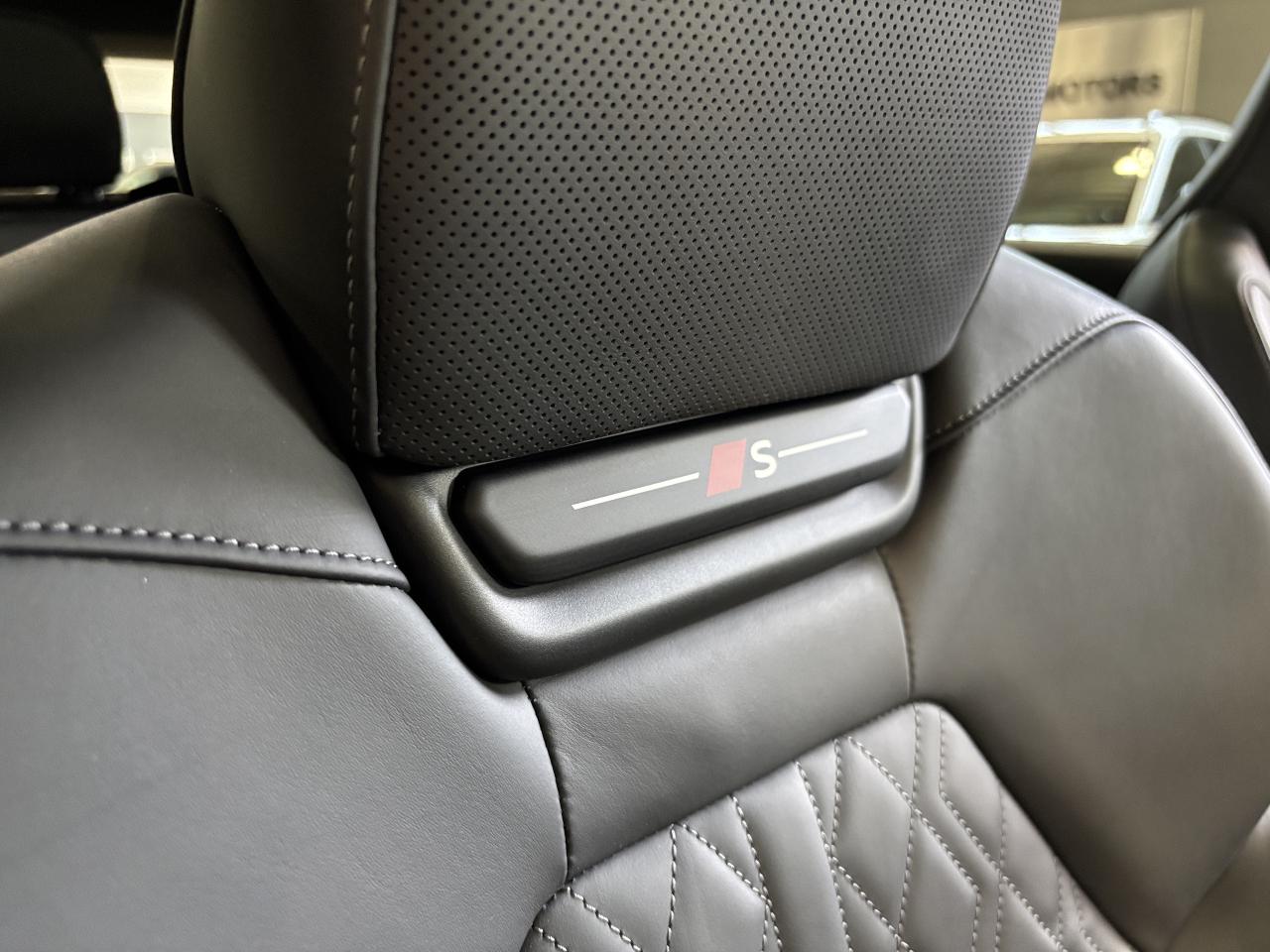 2025 Audi SQ6 e-tron Technik|QUATTRO|NAV|MASSAGE|BANGOLUFSEN|AMBIENT|+ - Photo #18