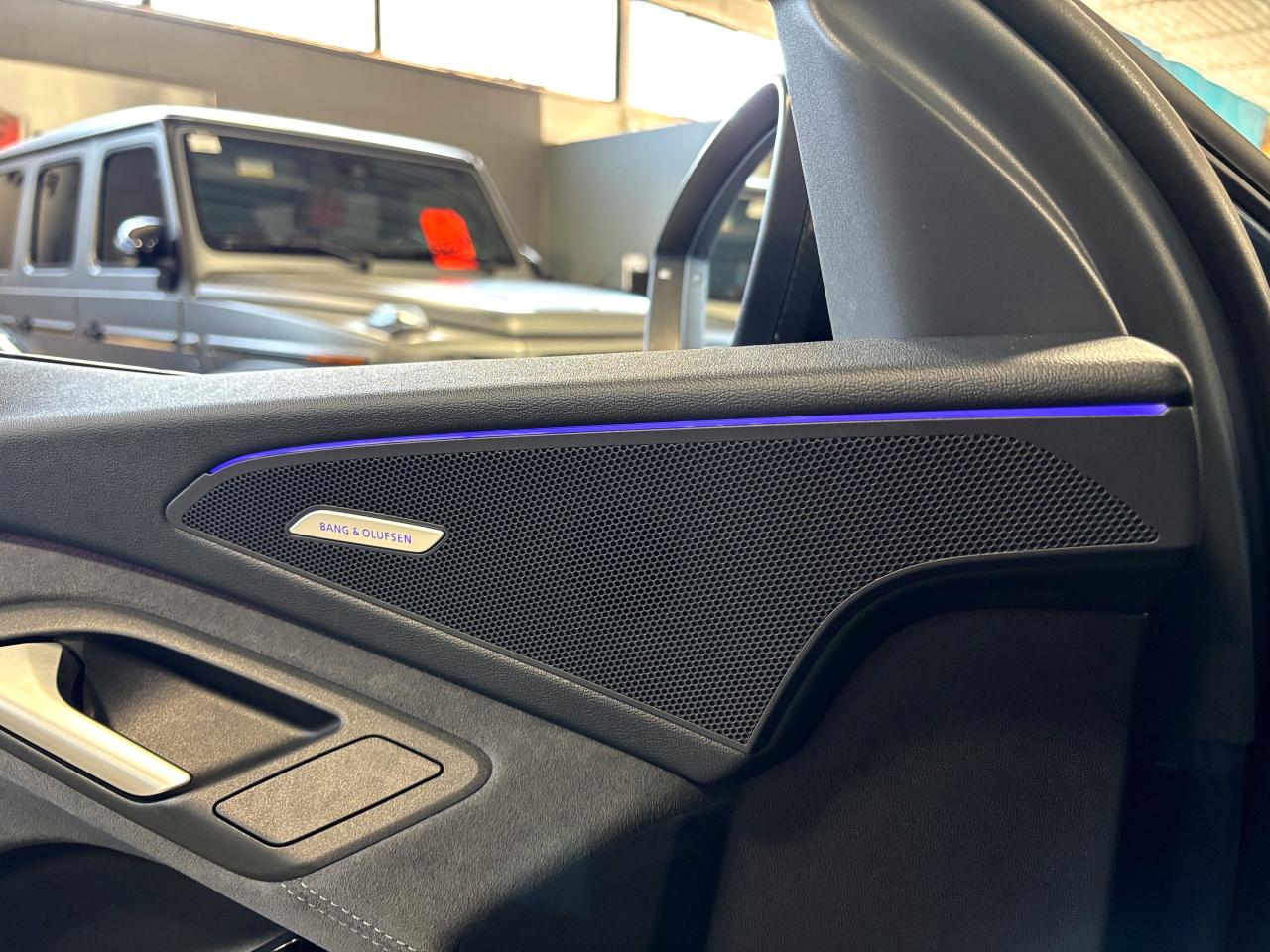 2025 Audi SQ6 e-tron Technik|QUATTRO|NAV|MASSAGE|BANGOLUFSEN|AMBIENT|+ - Photo #20