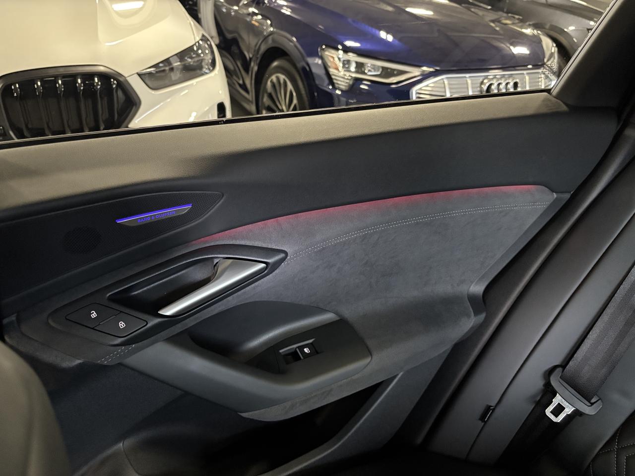 2025 Audi SQ6 e-tron Technik|QUATTRO|NAV|MASSAGE|BANGOLUFSEN|AMBIENT|+ - Photo #25