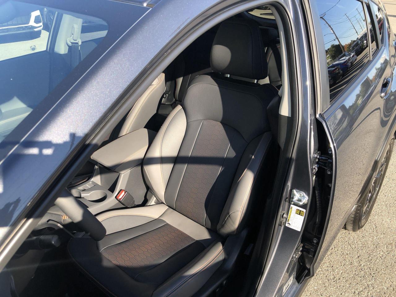 2025 Subaru XV Crosstrek Limited LIKE NEW!!  ONLY 6KKMS, LIMITED, LEATHER, Photo