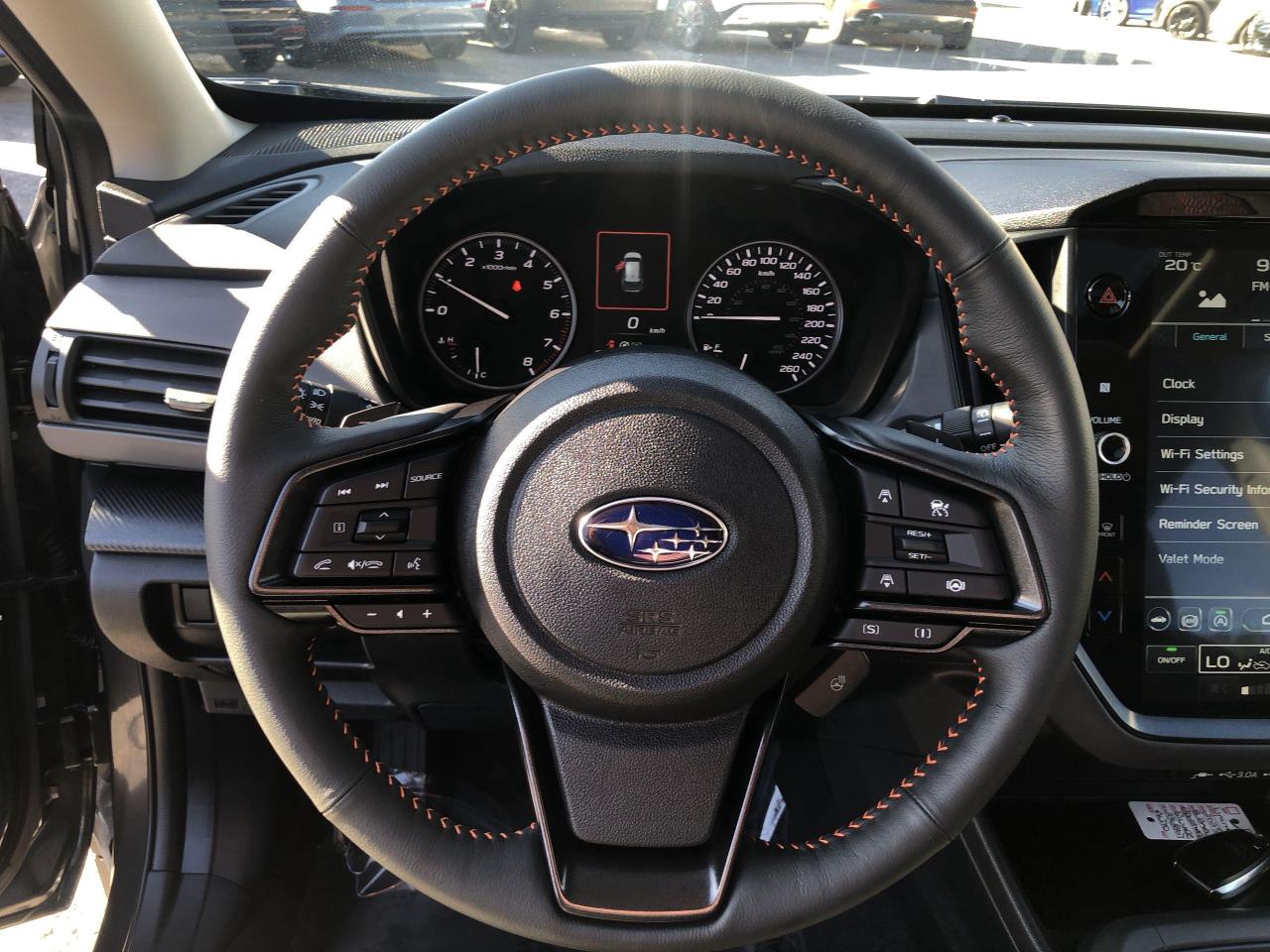 2025 Subaru XV Crosstrek Limited LIKE NEW!!  ONLY 6KKMS, LIMITED, LEATHER, Photo