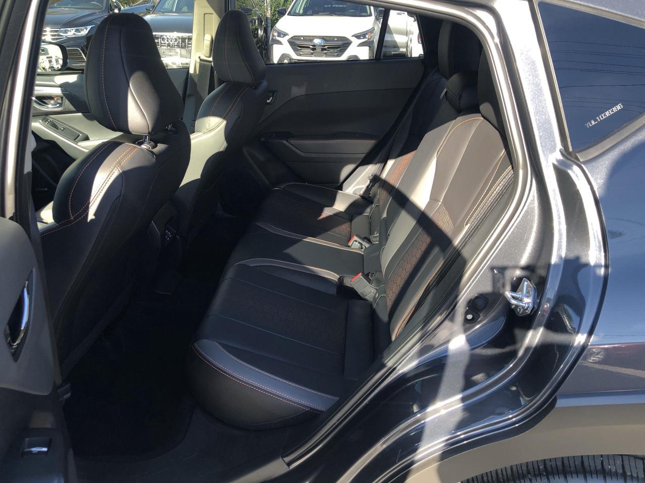 2025 Subaru XV Crosstrek Limited LIKE NEW!!  ONLY 6KKMS, LIMITED, LEATHER, Photo