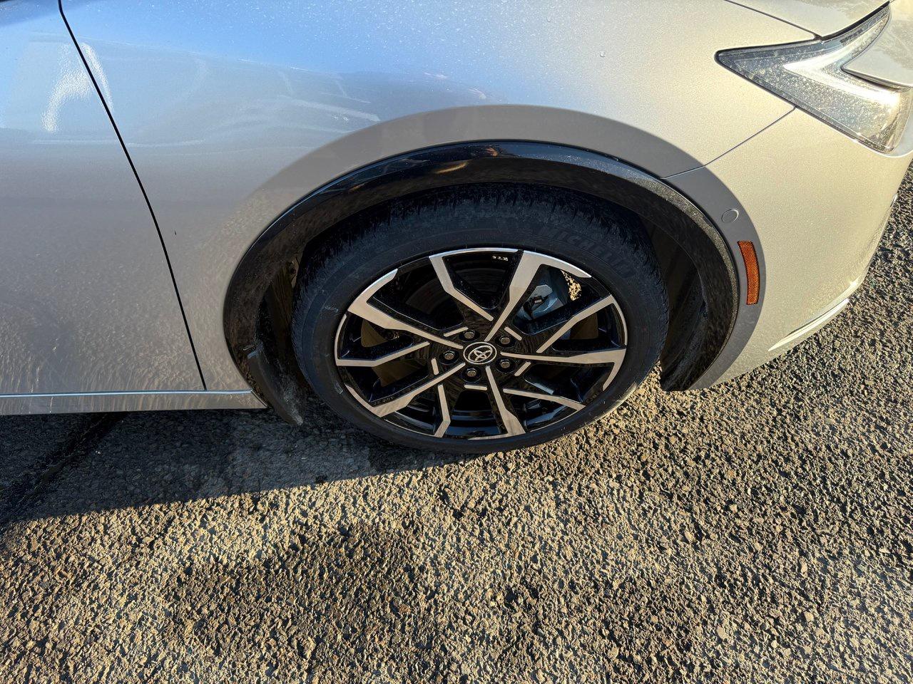 2026 Toyota Prius Plug-In Hybrid XSE Premium Photo3