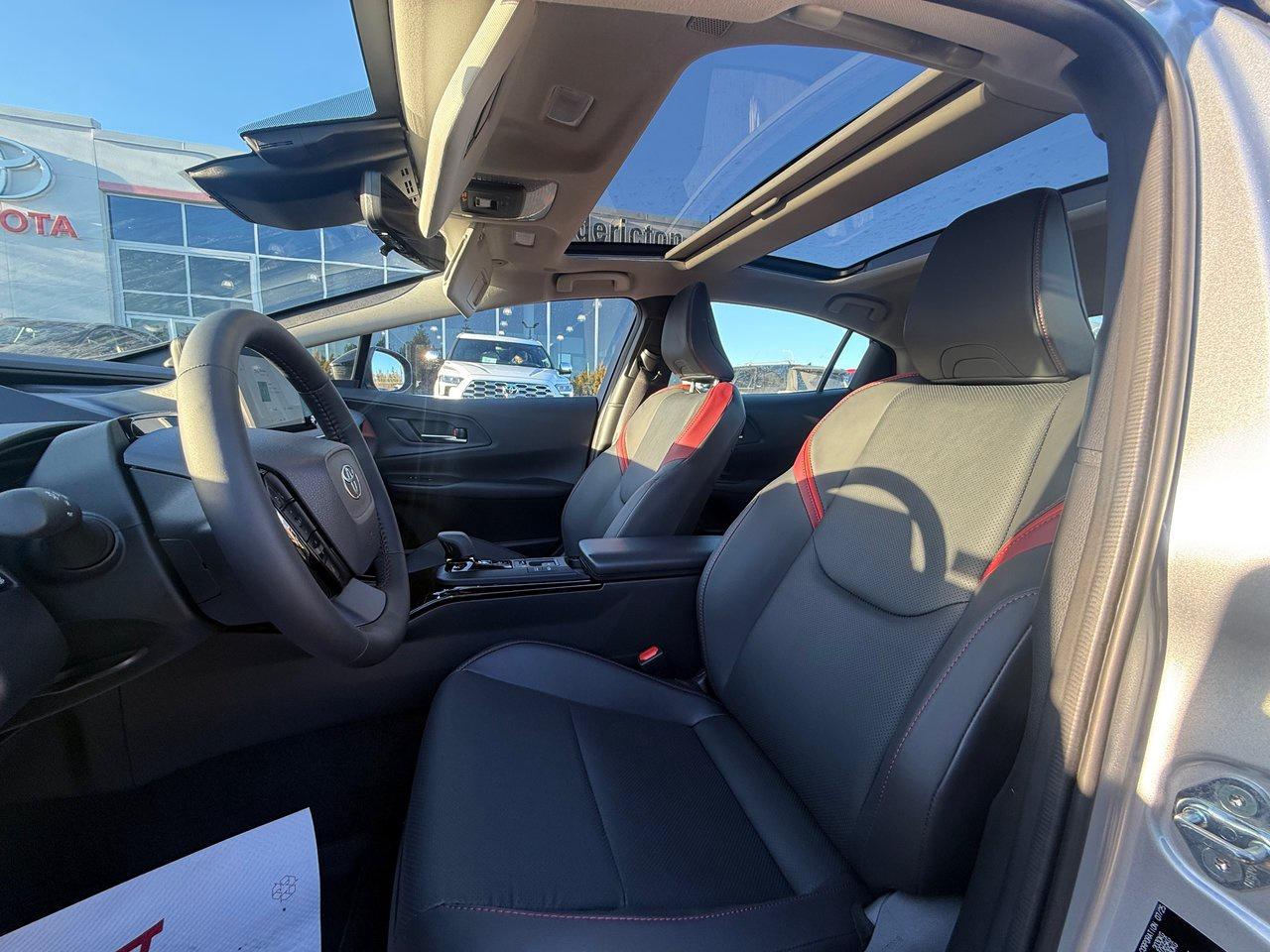 2026 Toyota Prius Plug-In Hybrid XSE Premium Photo