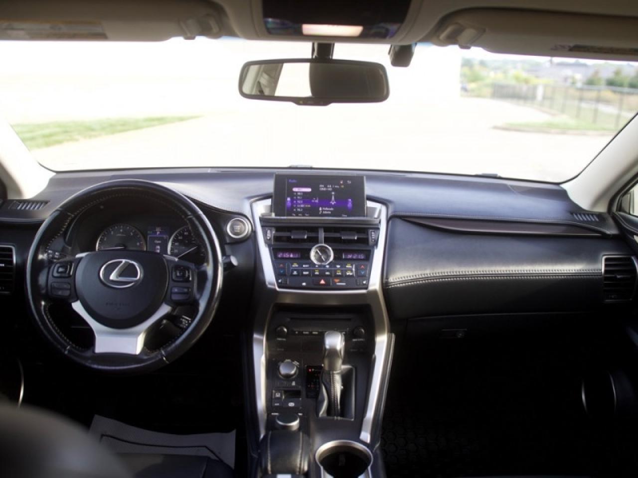 2016 Lexus NX 200t 200t  **VERY CLEAN  - LOW KMS** Photo