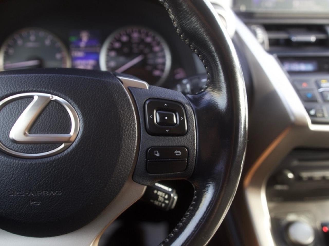 2016 Lexus NX 200t 200t  **VERY CLEAN  - LOW KMS** Photo