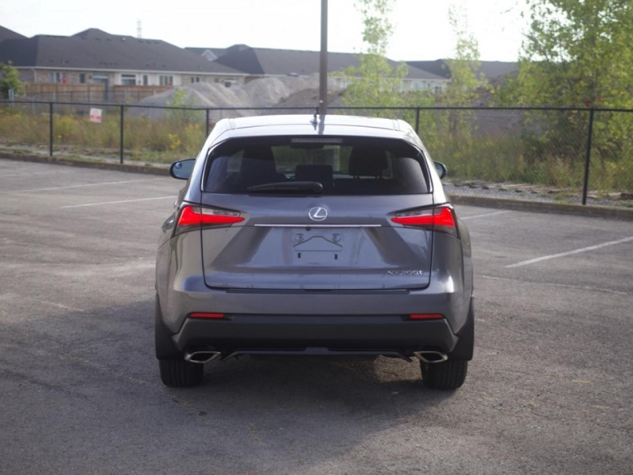 2016 Lexus NX 200t 200t  **VERY CLEAN  - LOW KMS** Photo3
