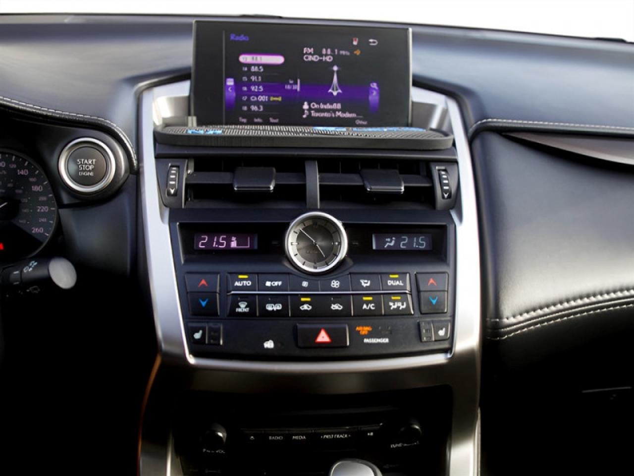 2016 Lexus NX 200t 200t  **VERY CLEAN  - LOW KMS** Photo