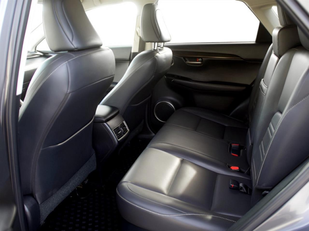 2016 Lexus NX 200t 200t  **VERY CLEAN  - LOW KMS** Photo