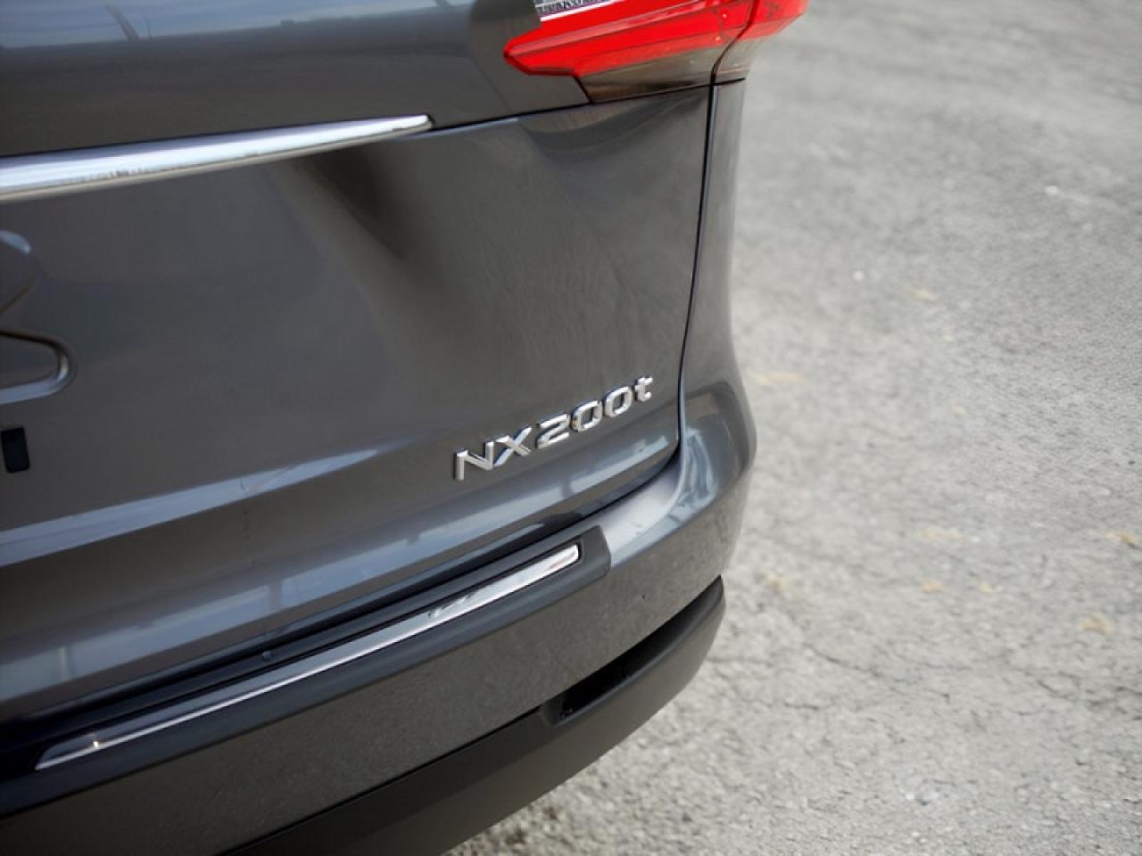 2016 Lexus NX 200t 200t  **VERY CLEAN  - LOW KMS** Photo