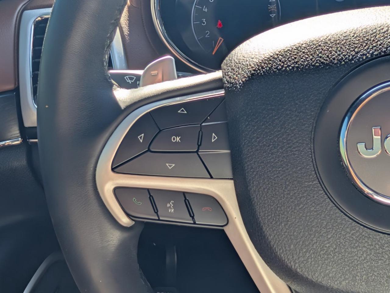 2018 Jeep Grand Cherokee Summit  **PREMIUM ALLOY WHEELS** Photo