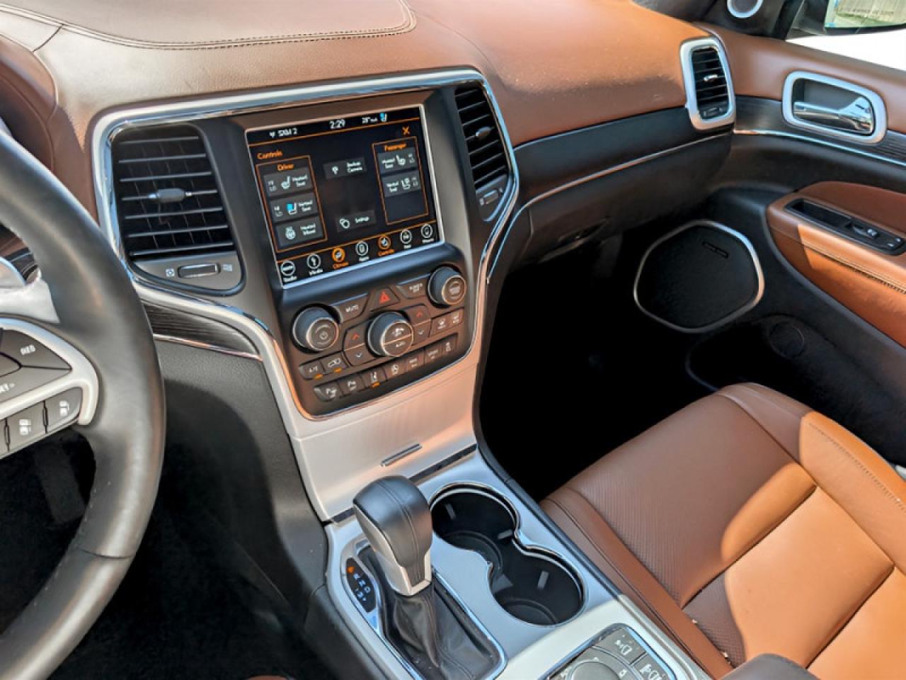 2018 Jeep Grand Cherokee Summit  **PREMIUM ALLOY WHEELS** Photo