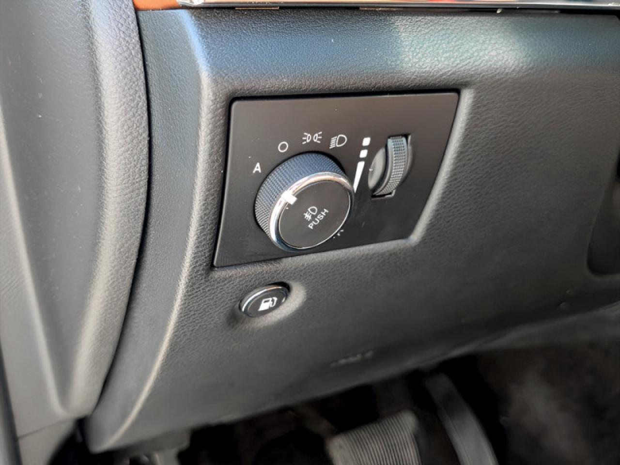 2018 Jeep Grand Cherokee Summit  **PREMIUM ALLOY WHEELS** Photo