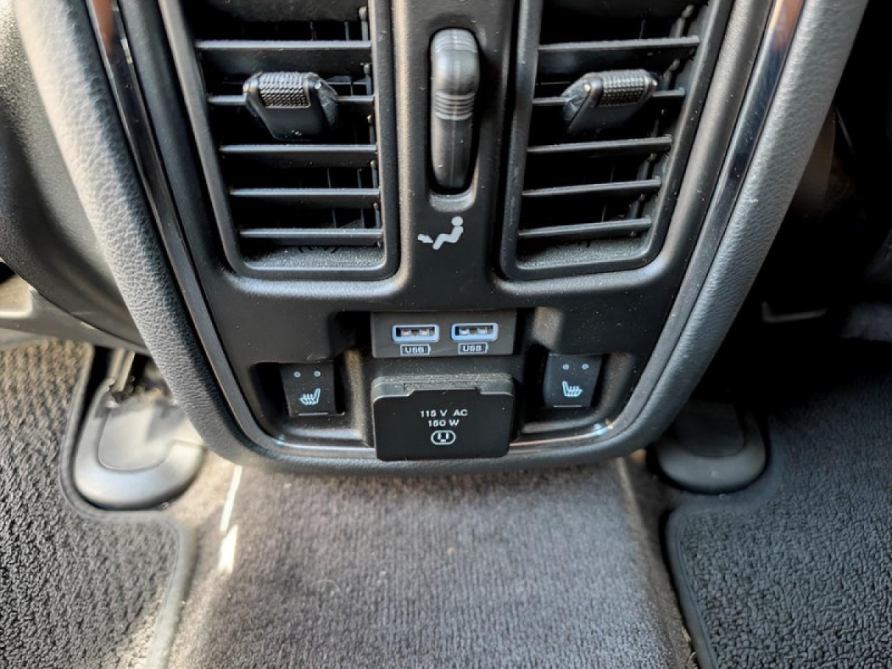 2018 Jeep Grand Cherokee Summit  **PREMIUM ALLOY WHEELS** Photo