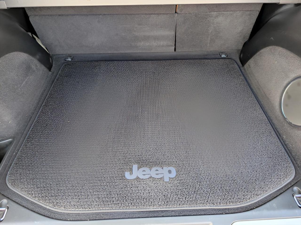 2018 Jeep Grand Cherokee Summit  **PREMIUM ALLOY WHEELS** Photo