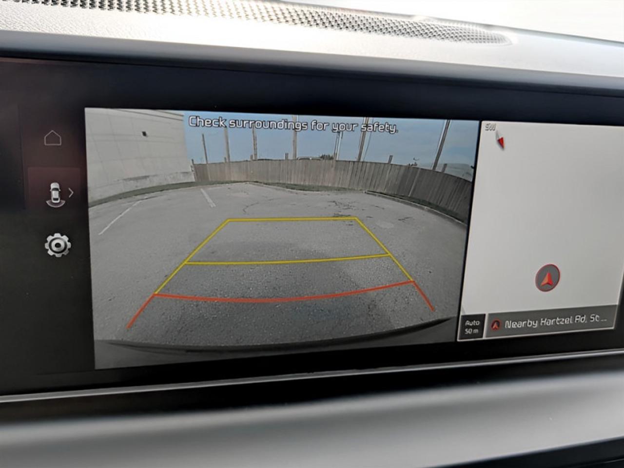 2024 Kia Seltos EX Premium  **SUNROOF - PWR GATE** Photo