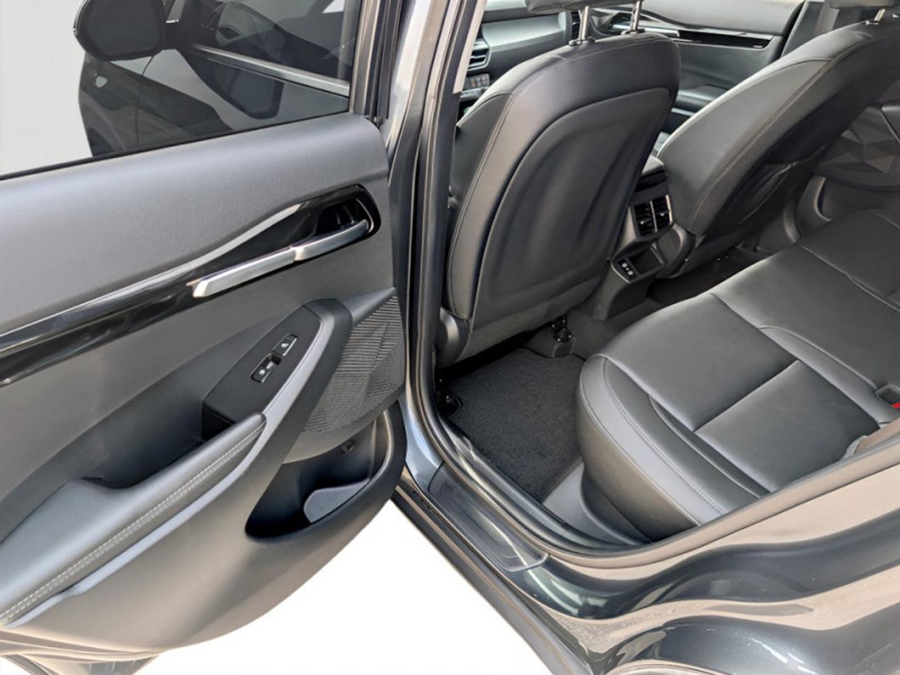 2024 Kia Seltos EX Premium  **SUNROOF - PWR GATE** Photo