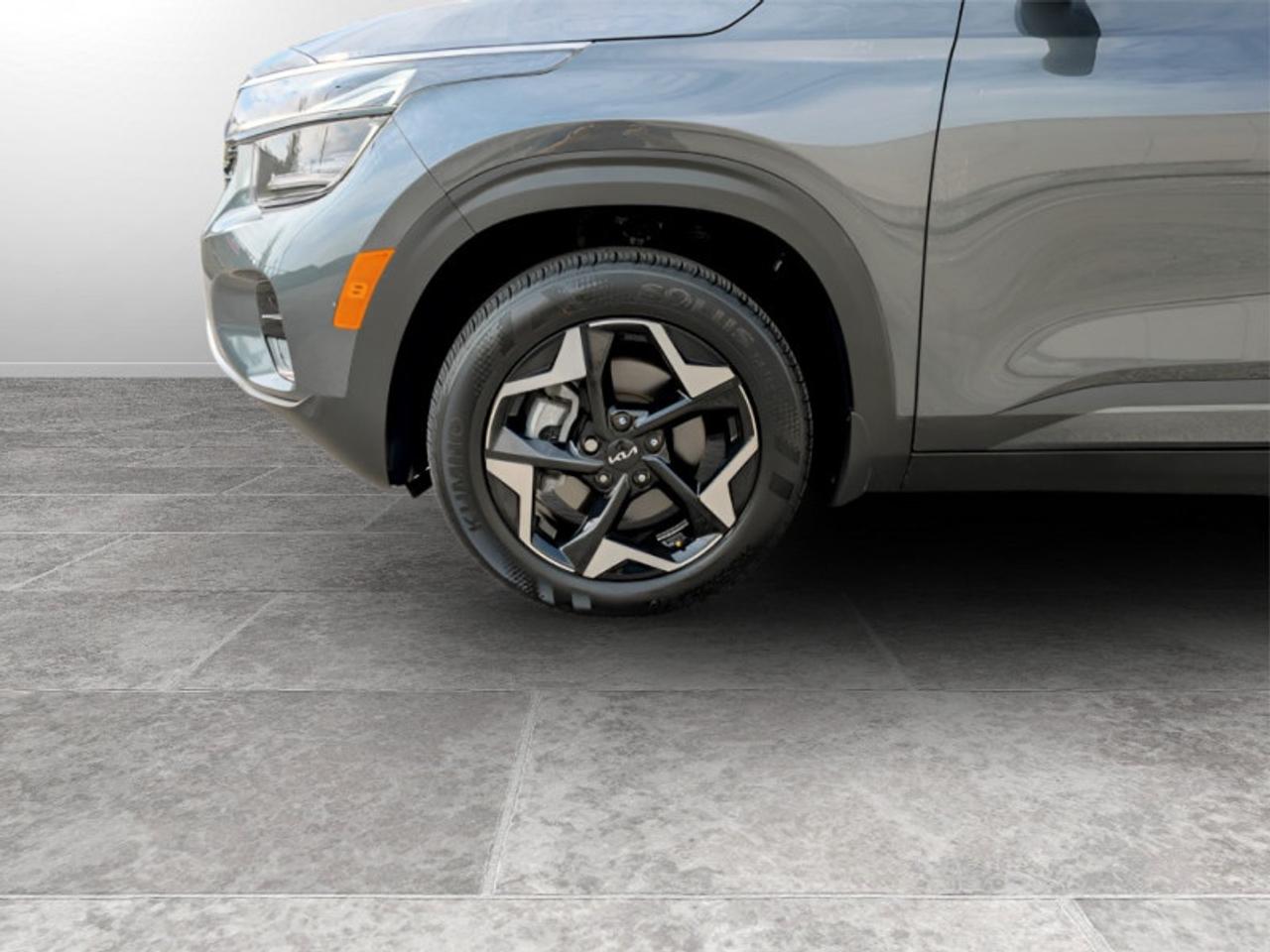 2024 Kia Seltos EX Premium  **SUNROOF - PWR GATE** Photo