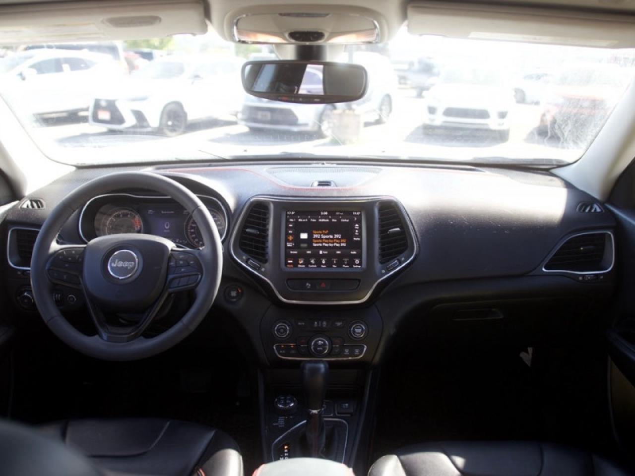 2022 Jeep Cherokee Trailhawk  **LOW KMS - 1 OWNER** Photo