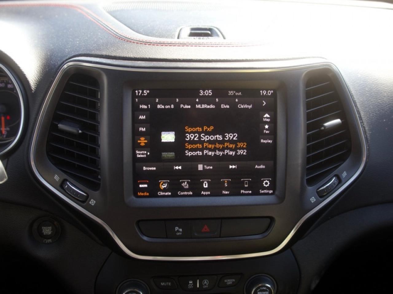 2022 Jeep Cherokee Trailhawk  **LOW KMS - 1 OWNER** Photo