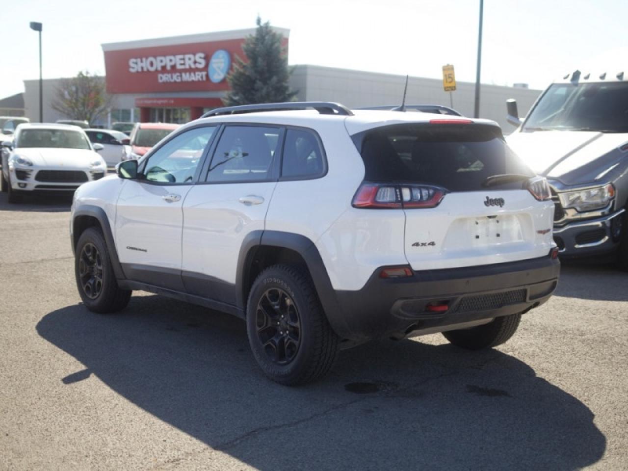 2022 Jeep Cherokee Trailhawk  **LOW KMS - 1 OWNER** Photo
