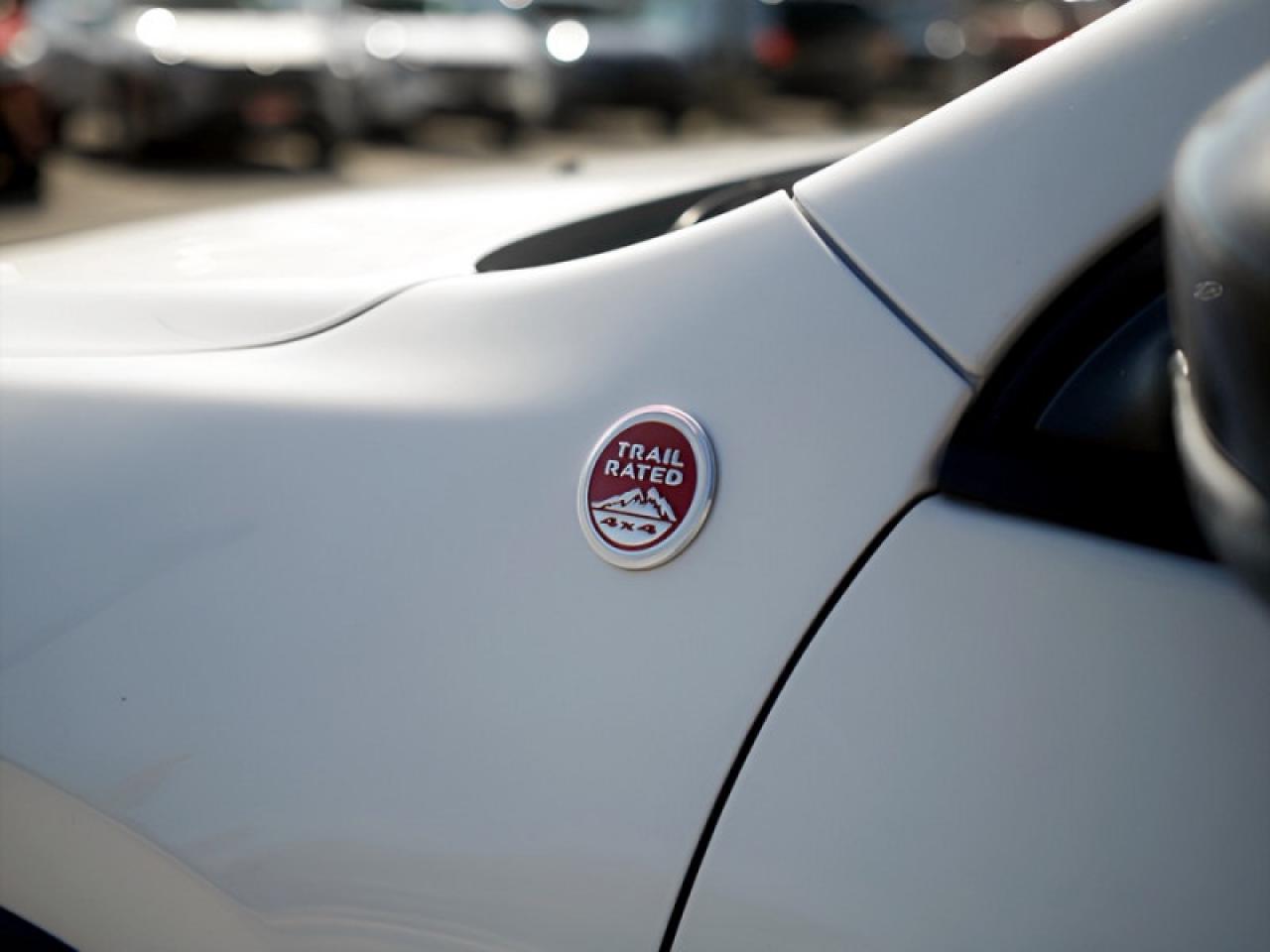 2022 Jeep Cherokee Trailhawk  **LOW KMS - 1 OWNER** Photo