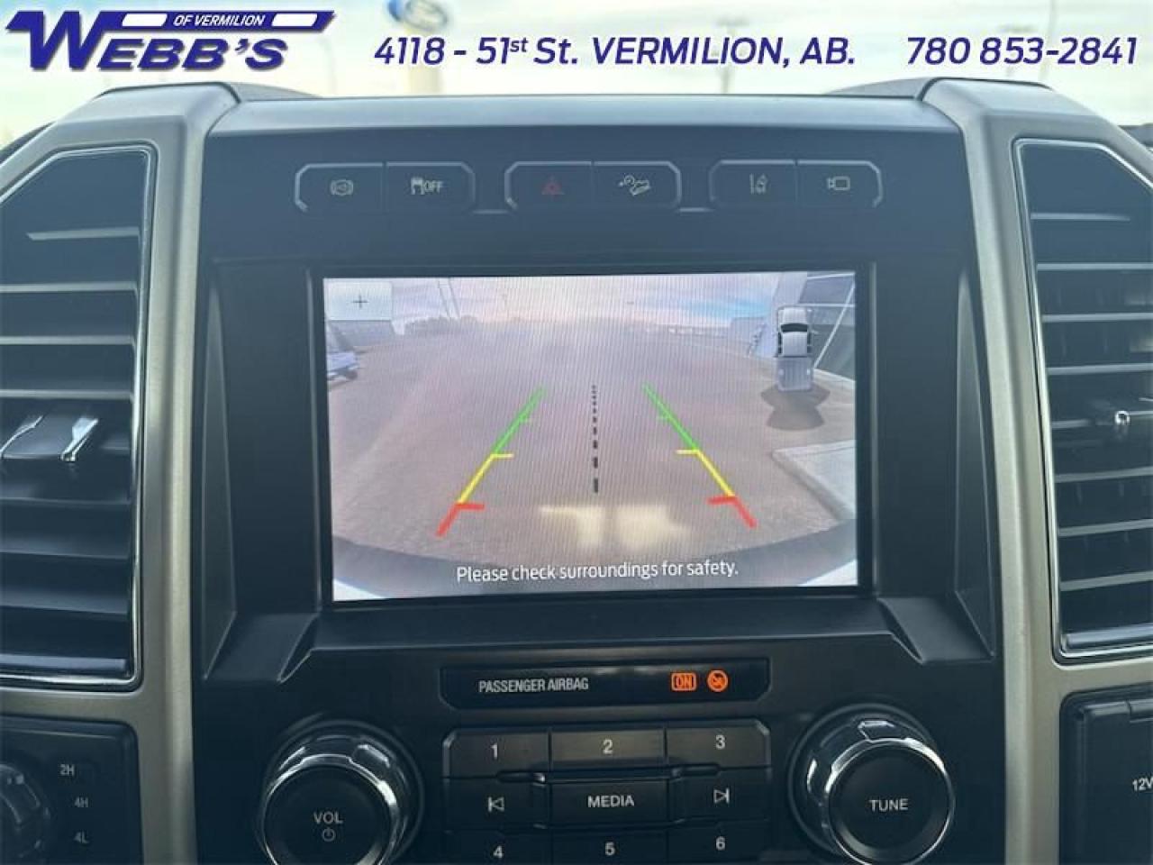 2020 Ford F-350 Super Duty Lariat Photo5