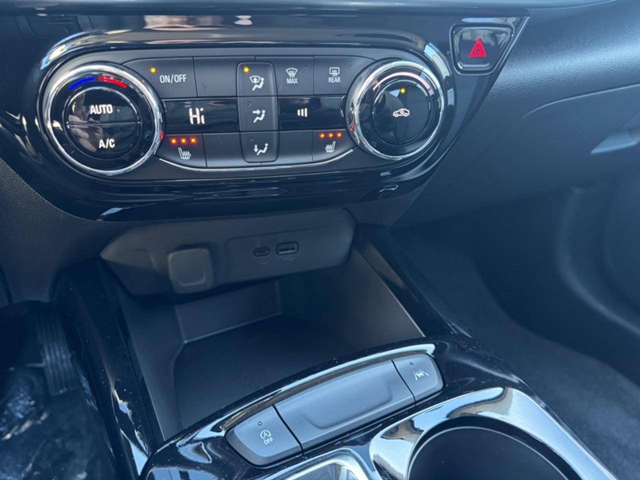 2026 Chevrolet Trax LT  - Heated Seats -  Remote Start Photo