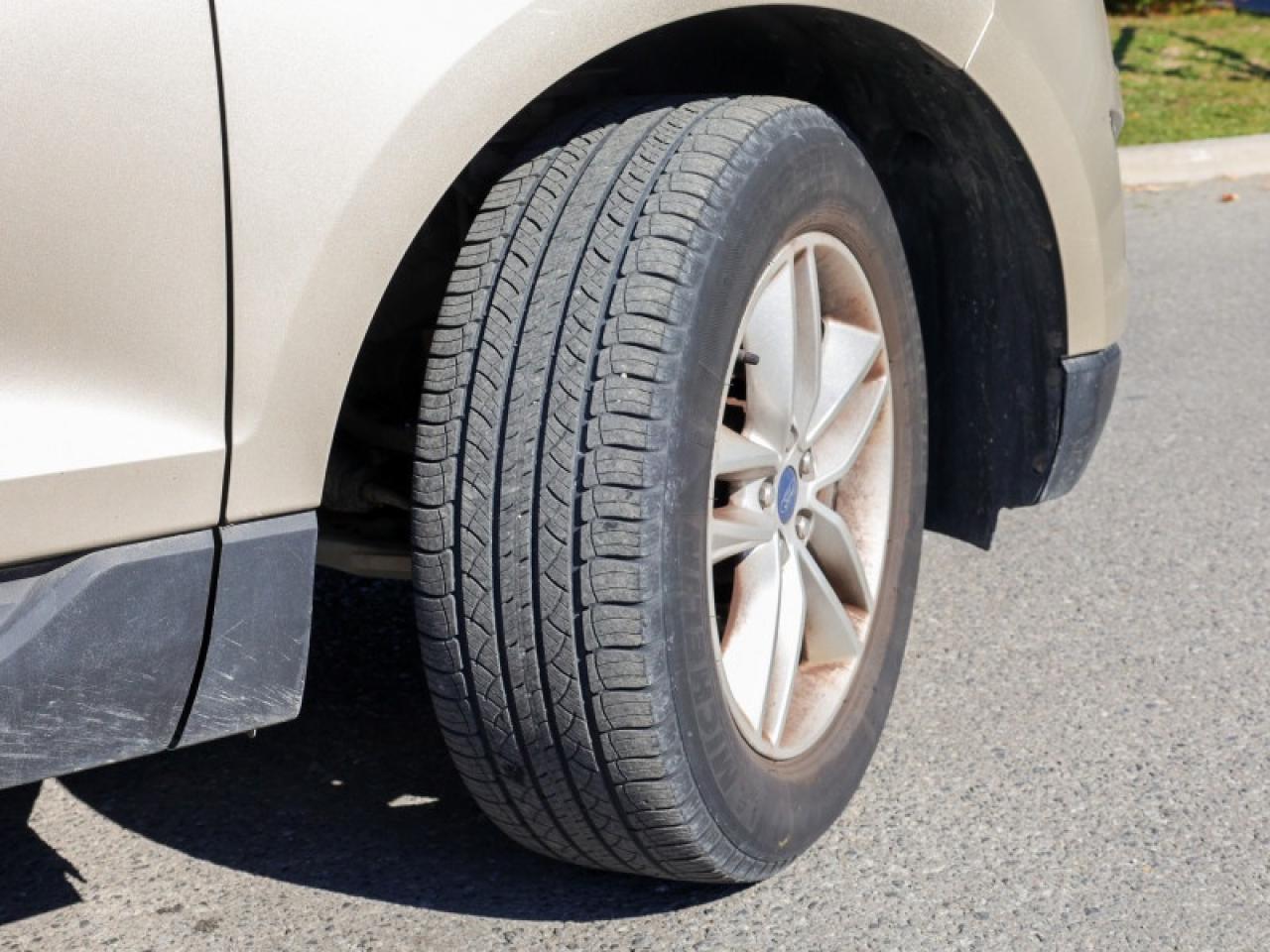 2018 Ford Edge SEL  - Bluetooth -  Heated Seats - $162 B/W Photo