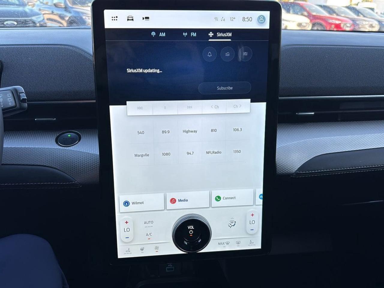 2022 Ford Mustang Mach-E Select Photo5