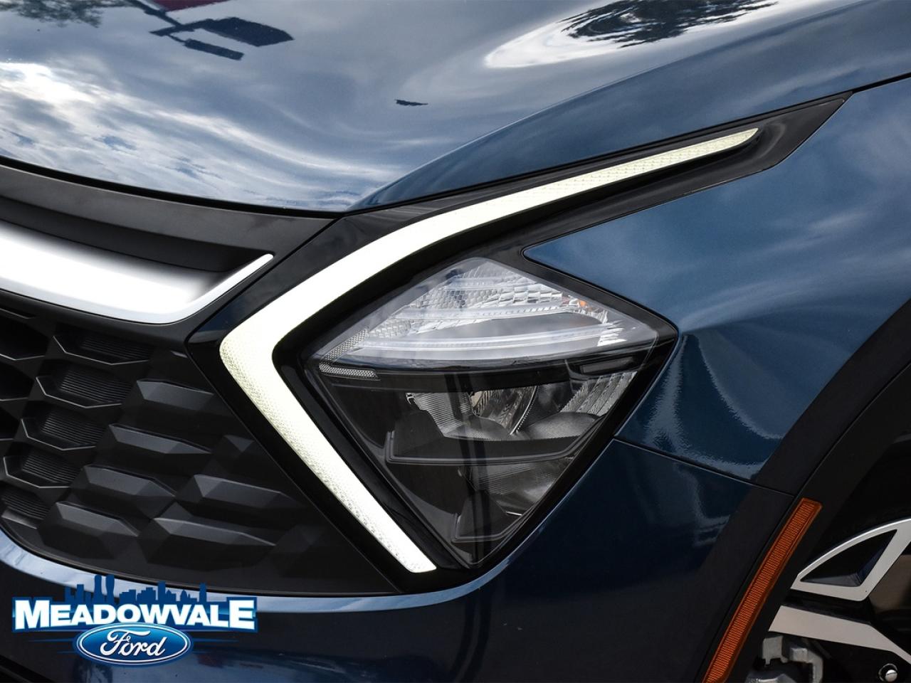 2023 Kia Sportage LX Photo2